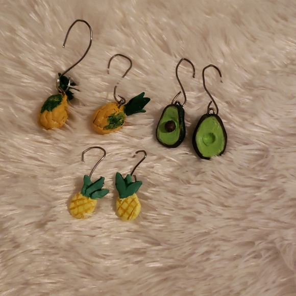 Earings - Picture 4 of 4